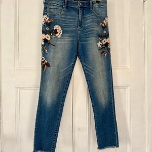 Abercrombie & Fitch Simone High Rise Ankle Embroidered Jeans - 14L / 32